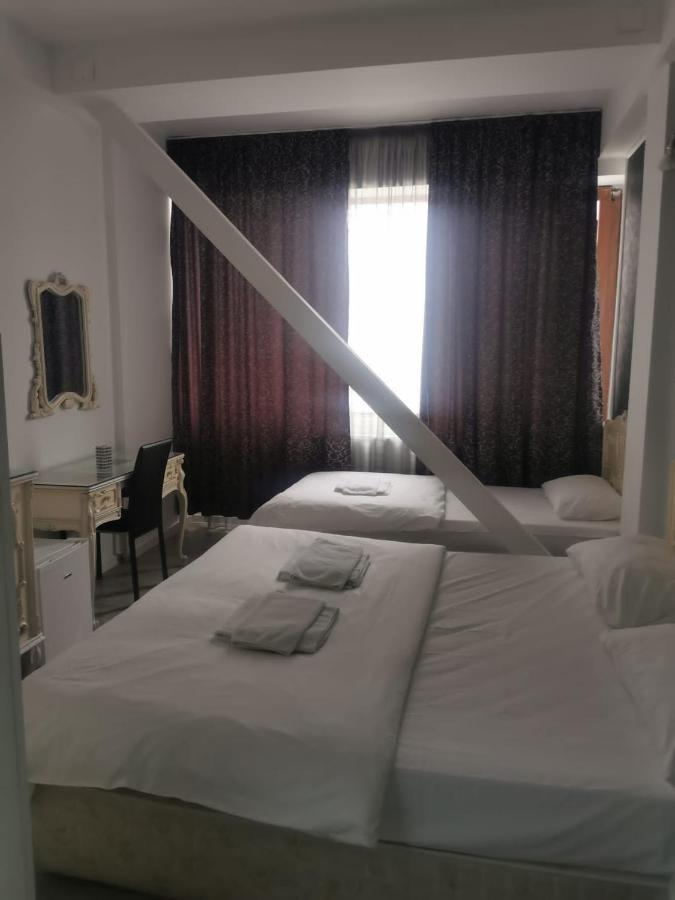 Nevis Fundeni Hotel Bukarest Eksteriør billede