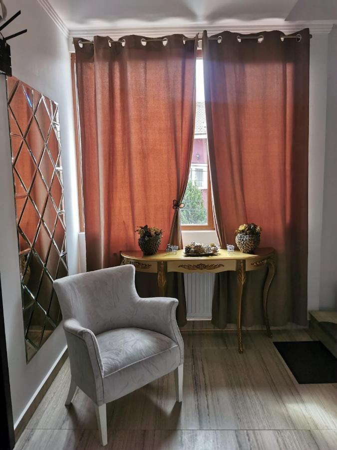 Nevis Fundeni Hotel Bukarest Eksteriør billede