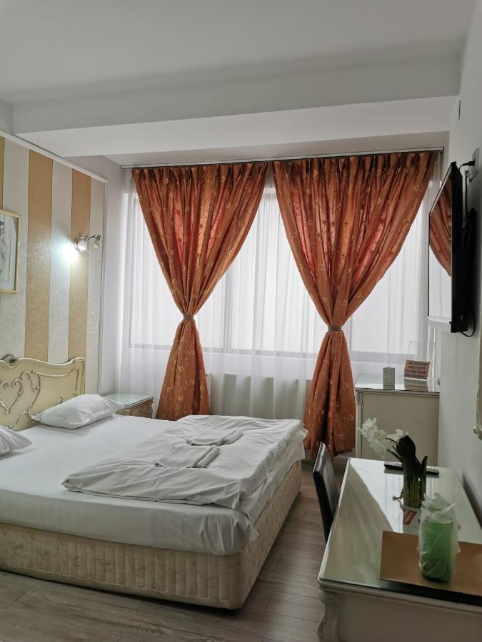 Nevis Fundeni Hotel Bukarest Eksteriør billede
